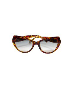Tortoiseshell cat-eye sunglasses with gradient lenses and Italian acetate frame - Ambra Chestnut by Morasii